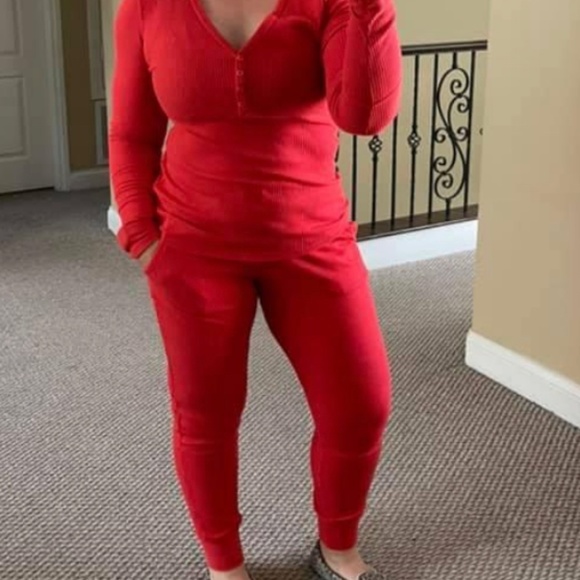 Perfect red pjs - Picture 8 of 8